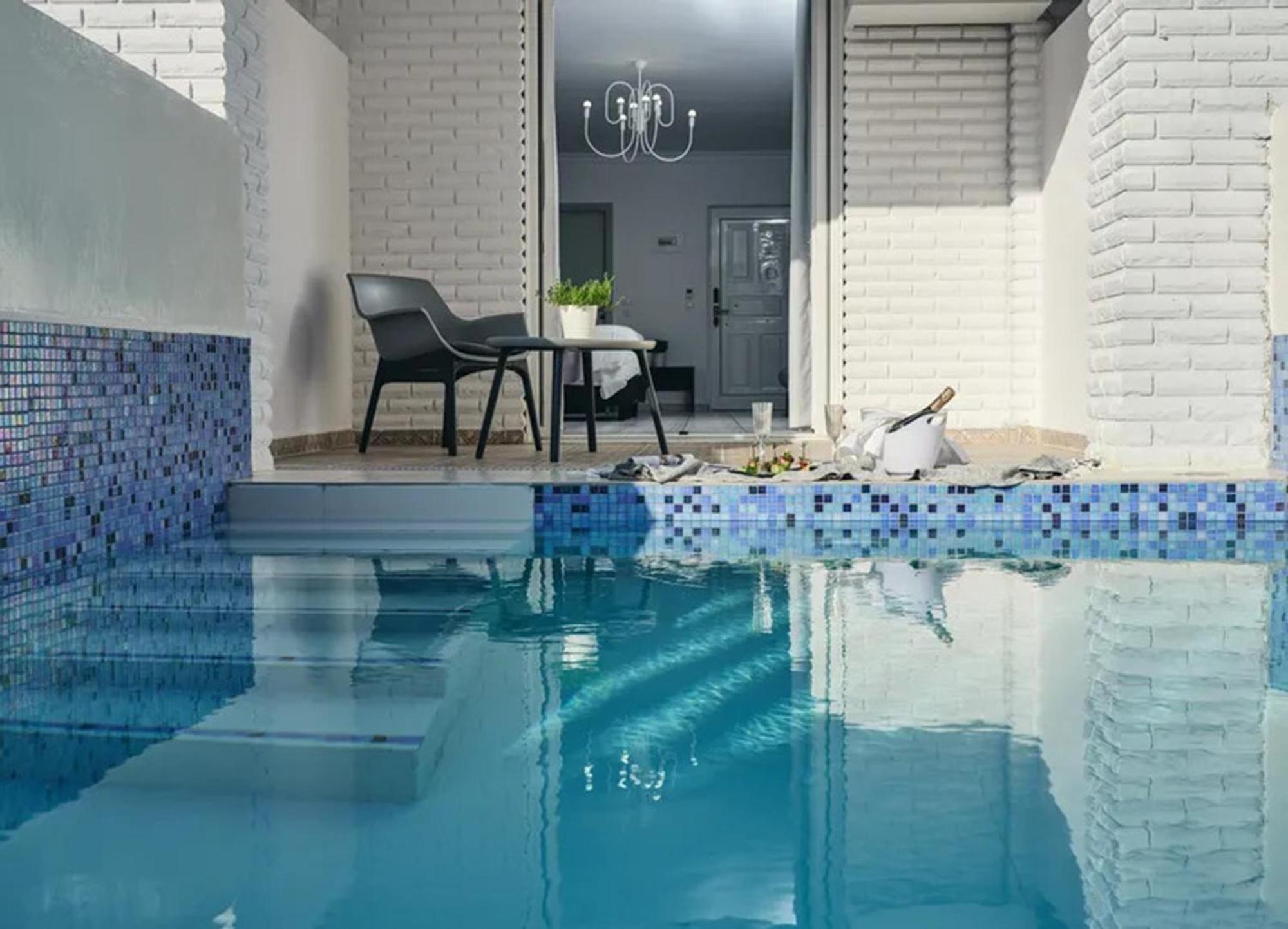 Deluxe Suite Private Pool