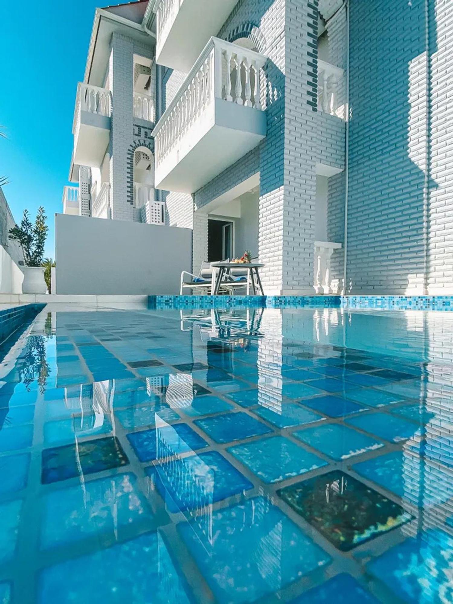Deluxe Suite Private Pool